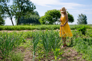 GirlInGarden