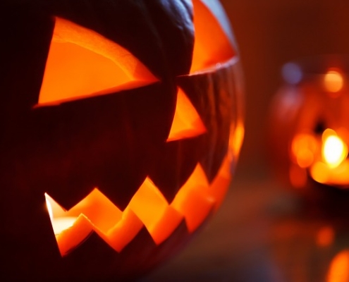 A scary faced jack-o-lantern.